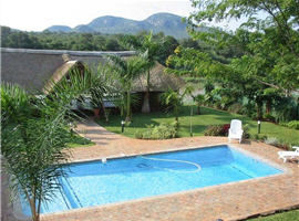 Rio-Vista-Lodge-Pool-Area.png